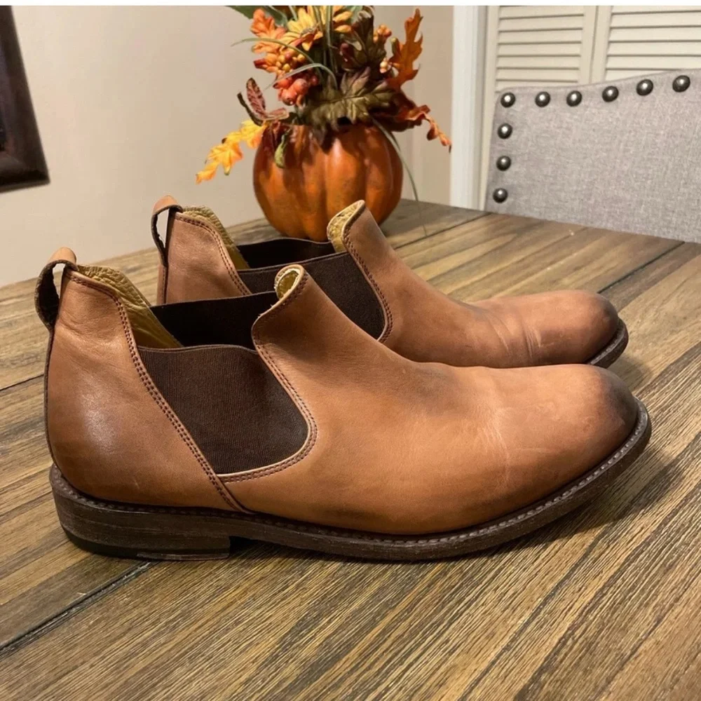 Roan Bed Stu Chelsea Mens Boots Size 9 BEAUTIFUL!!!